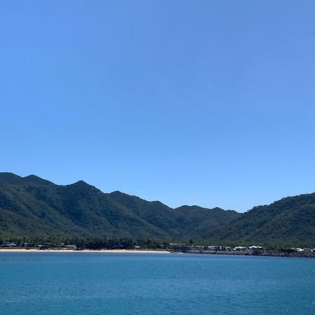 Shambhala Retreat Magnetic Island Cottages Nelly Bay Bagian luar foto