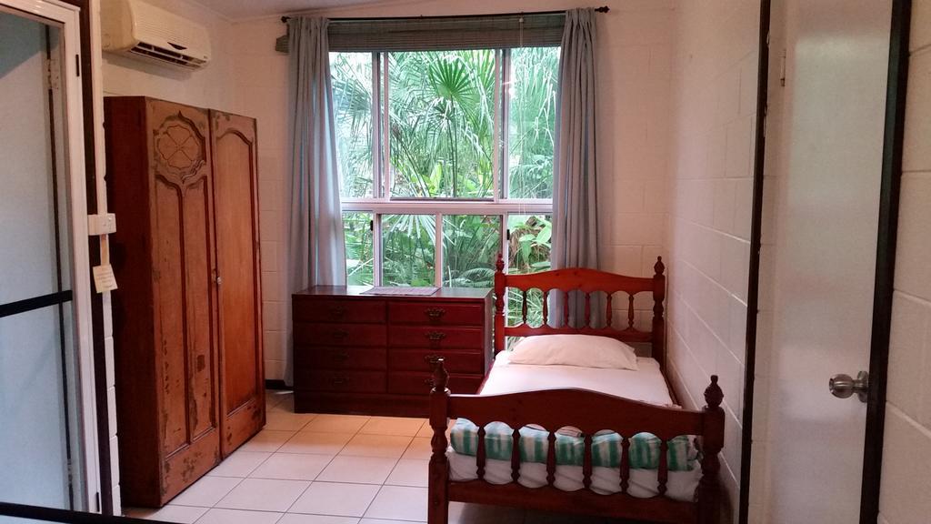 Shambhala Retreat Magnetic Island Cottages Nelly Bay Bagian luar foto