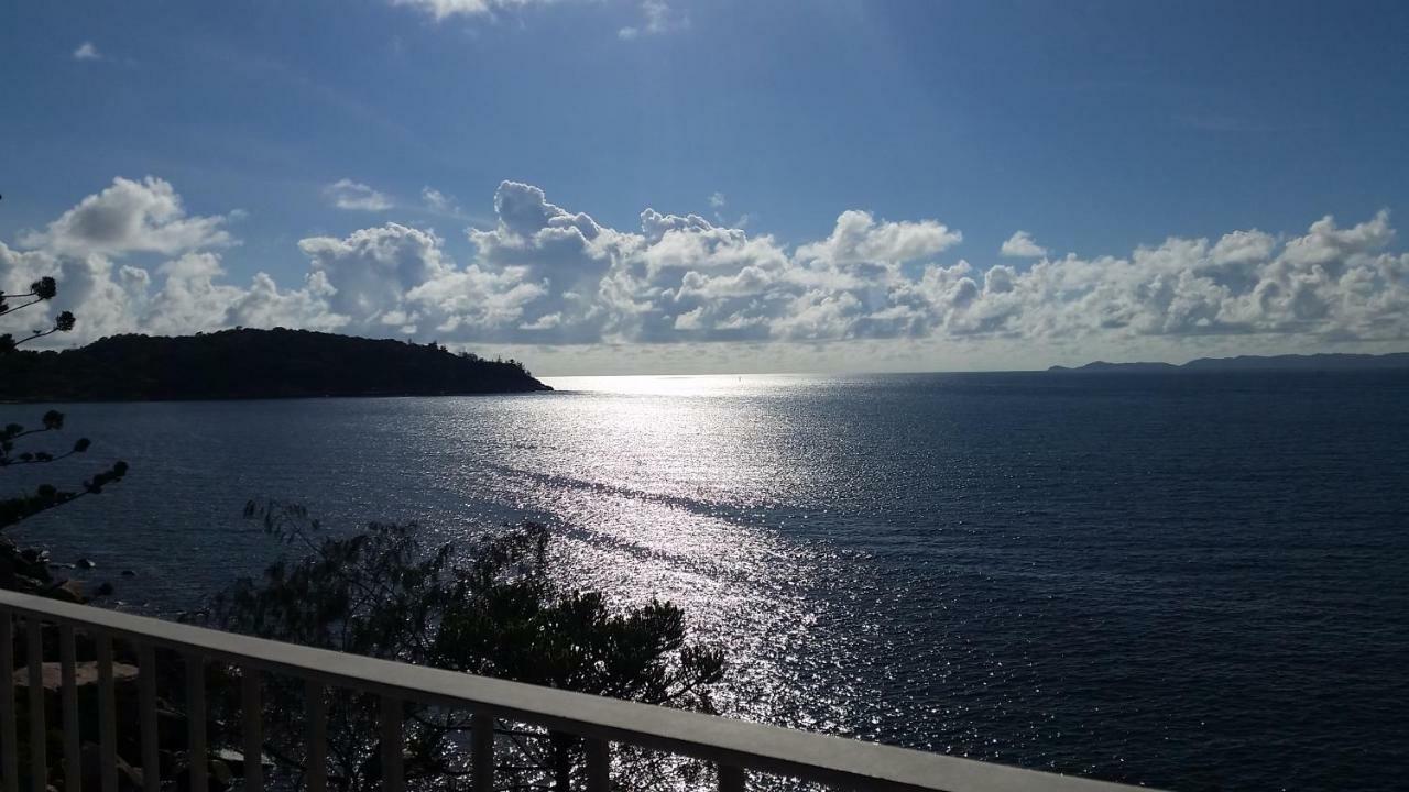 Shambhala Retreat Magnetic Island Cottages Nelly Bay Bagian luar foto