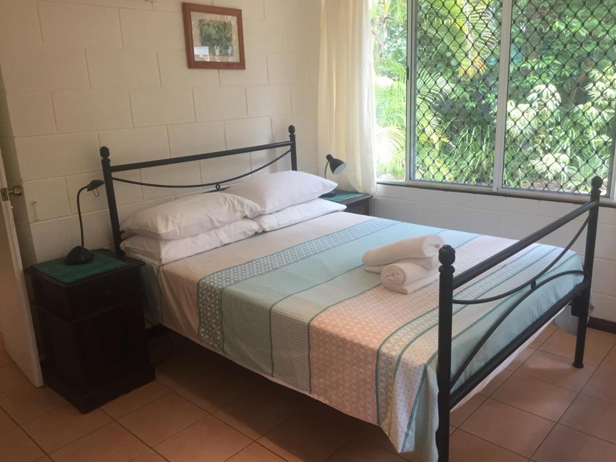 Shambhala Retreat Magnetic Island Cottages Nelly Bay Bagian luar foto